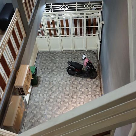 Oyo 91209 Arjuna Residence Syariah Sby Surabaya Eksteriør bilde