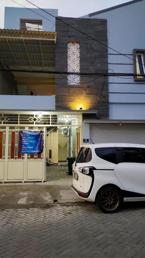 Oyo 91209 Arjuna Residence Syariah Sby Surabaya Eksteriør bilde