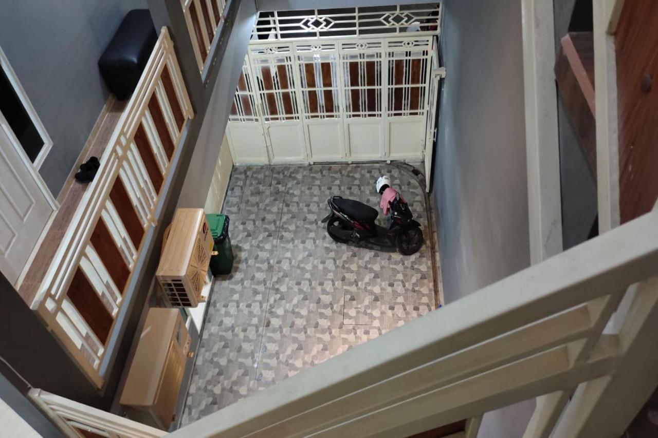 Oyo 91209 Arjuna Residence Syariah Sby Surabaya Eksteriør bilde