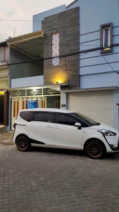 Oyo 91209 Arjuna Residence Syariah Sby Surabaya Eksteriør bilde