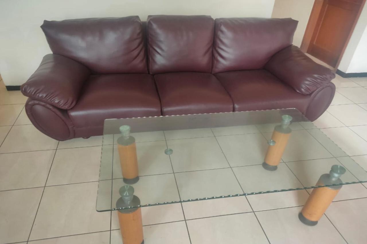 Oyo 91209 Arjuna Residence Syariah Sby Surabaya Eksteriør bilde